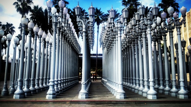 Urban Light -Photo by Socialbilitty- LACMA