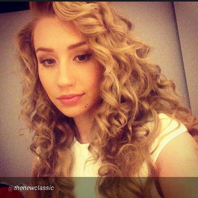 Iggy Azalea Model Turned Rapper Socialbilitty