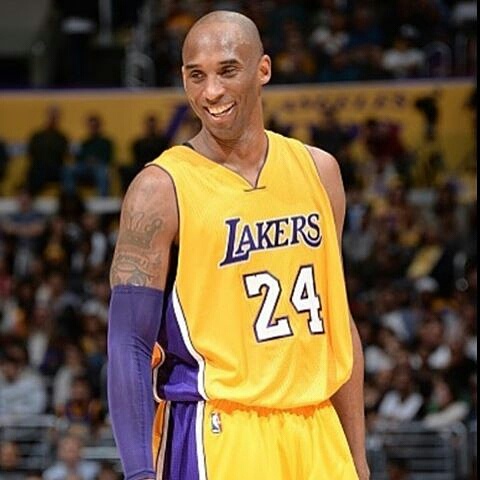 Kobe Bryant at on the Cout One Last Time 4-13-16
